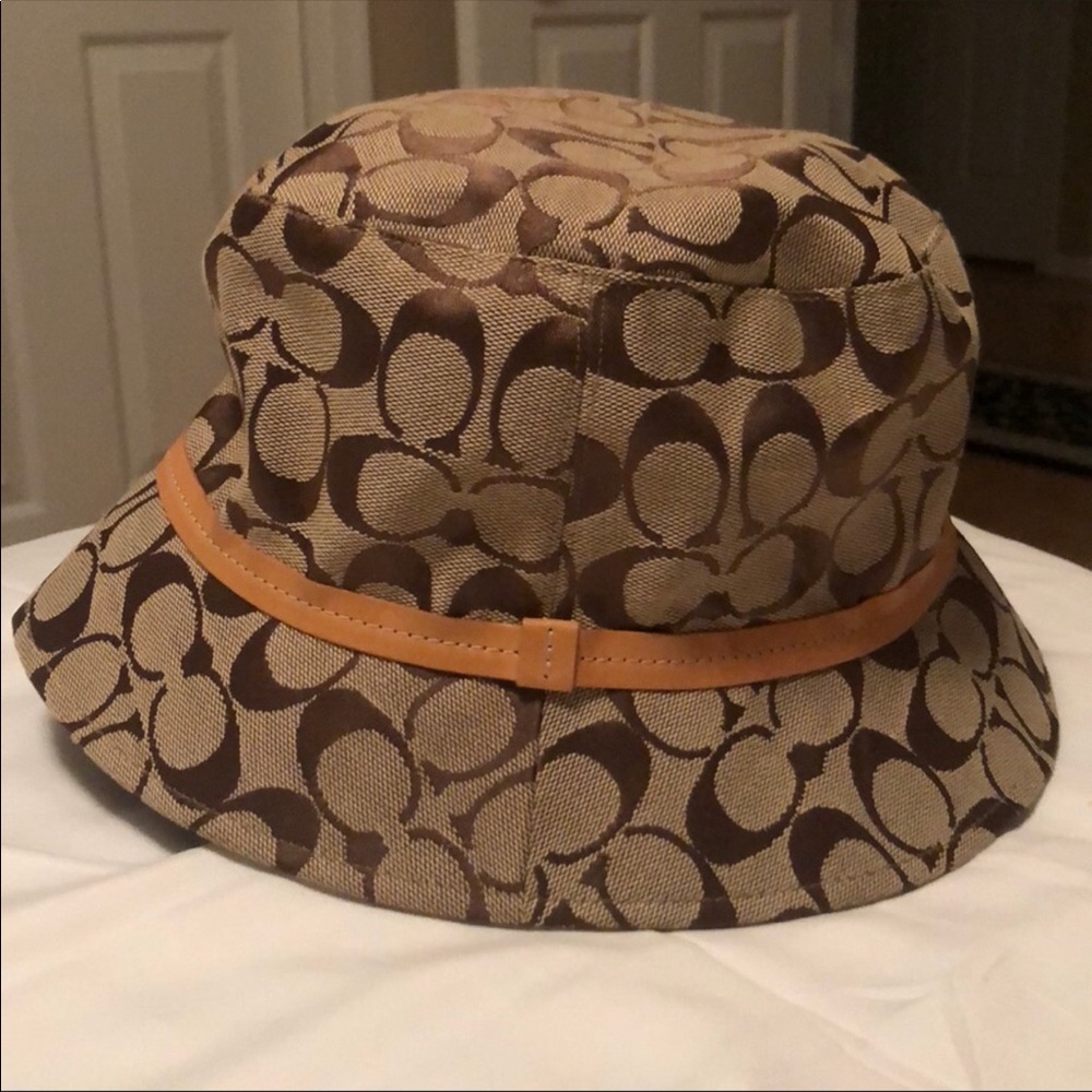 Coach bucket hat